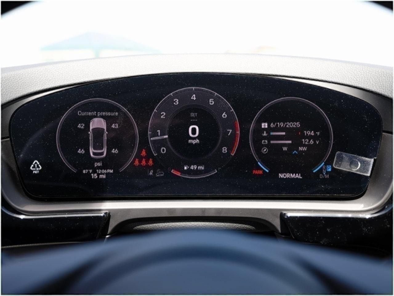 Certified 2025 Porsche Cayenne Coupe AWD/4WD image 15