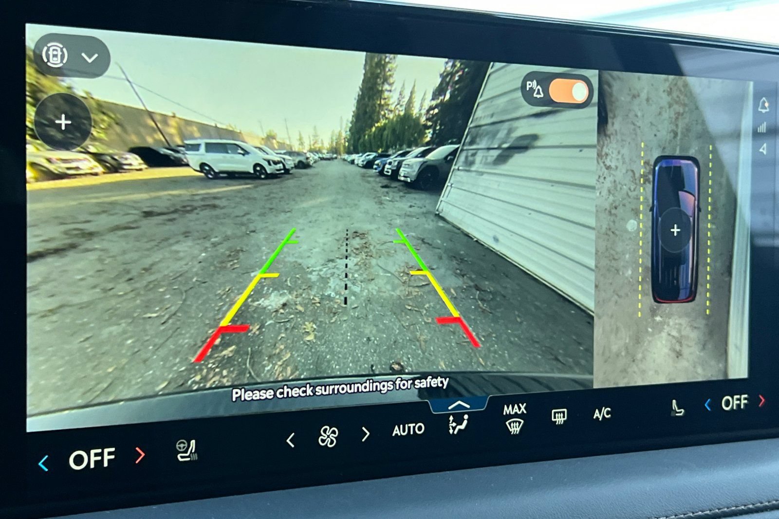 New 2026 Lincoln Aviator AWD w/ Jet Appearance Package image 18
