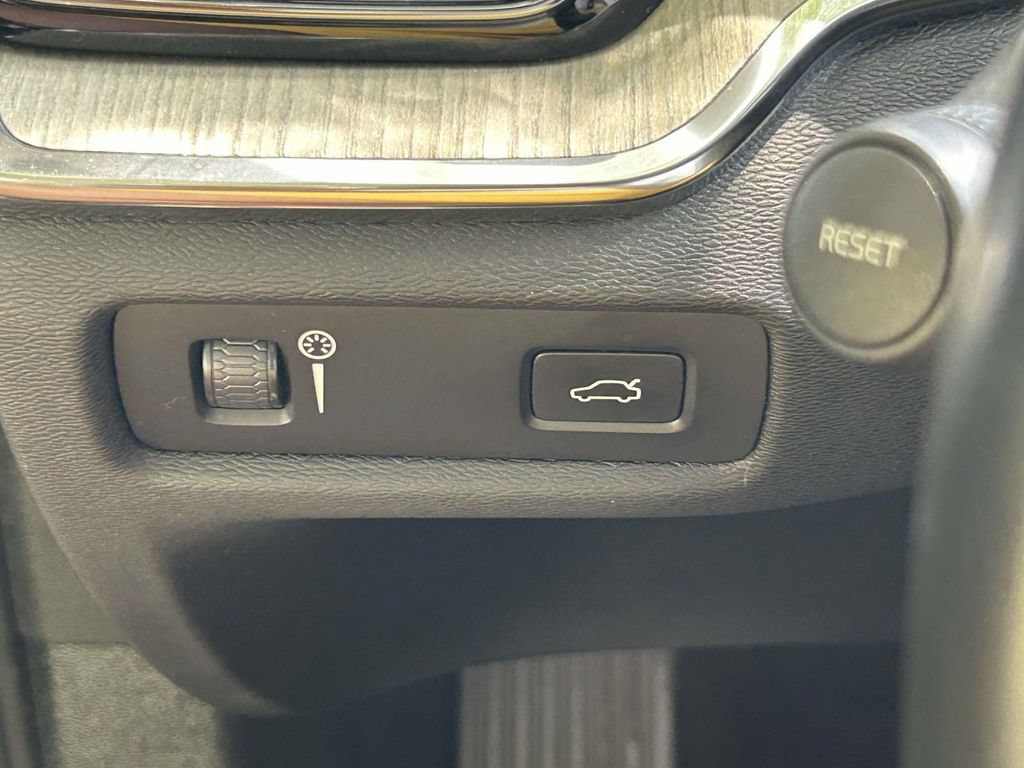 Used 2019 Volvo S60 T5 Inscription FWD image 20