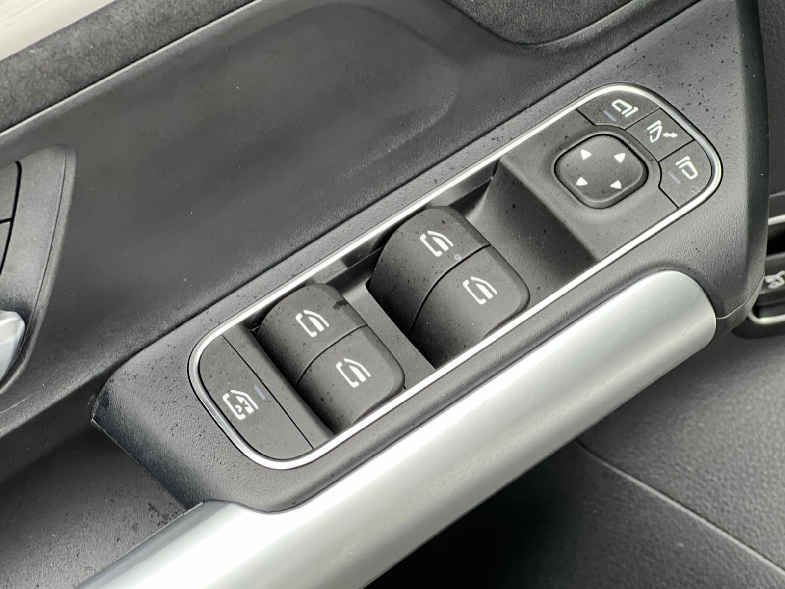 Certified 2025 Mercedes-Benz GLA 35 AMG 4MATIC image 13