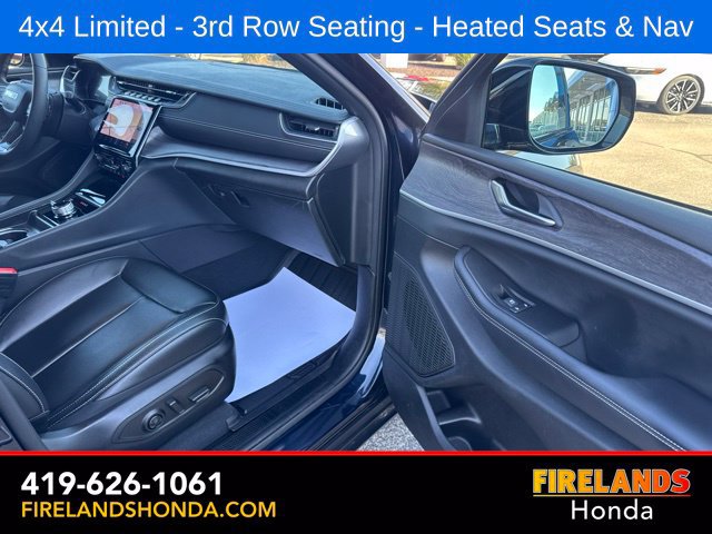 Used 2024 Jeep Grand Cherokee L Limited AWD/4WD image 42