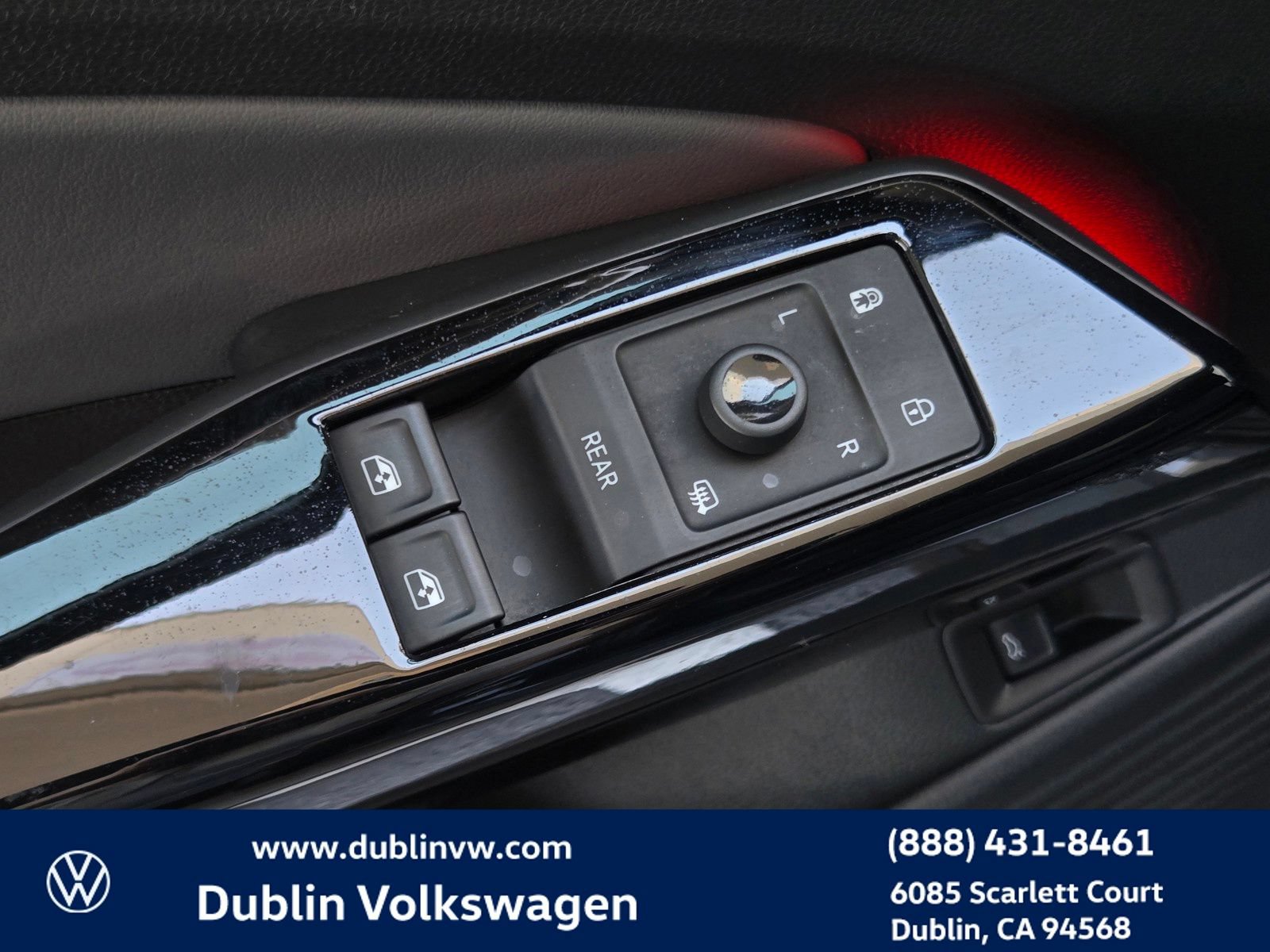 Used 2023 Volkswagen ID.4 Pro S AWD/4WD image 11