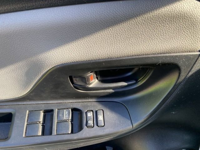 Used 2017 Toyota Yaris L FWD image 13