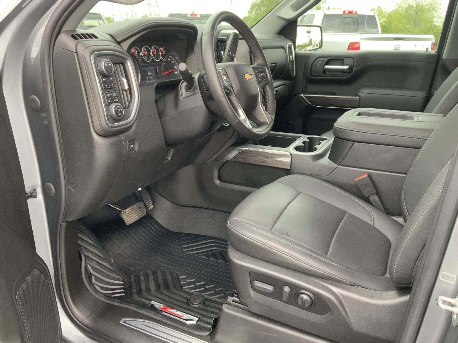 Used 2021 Chevrolet Silverado 1500 LTZ w/ Z71 Off-Road Package AWD/4WD image 27