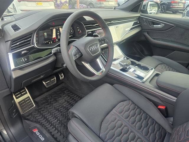 New 2025 Audi RS Q8 performance image 13