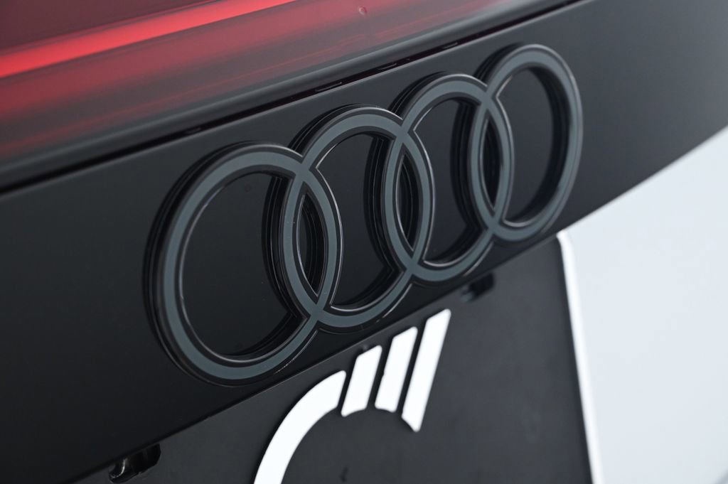 New 2026 Audi RS Q8 performance image 24