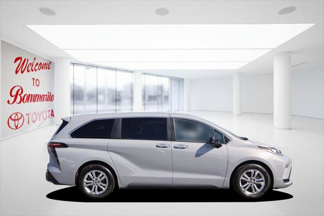 Certified 2023 Toyota Sienna XSE AWD/4WD image 5