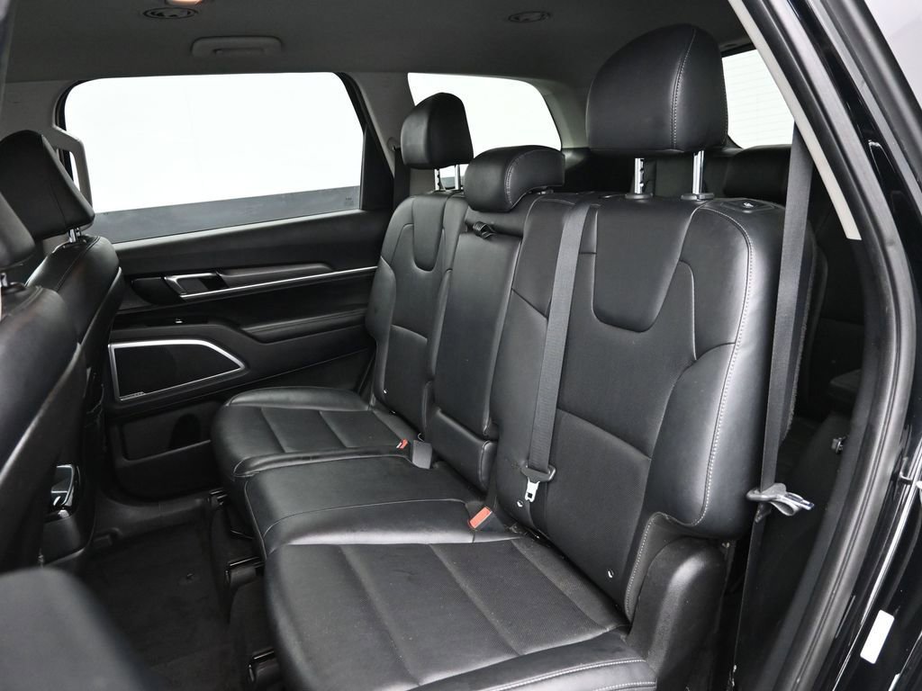 Used 2022 Kia Telluride LX image 9