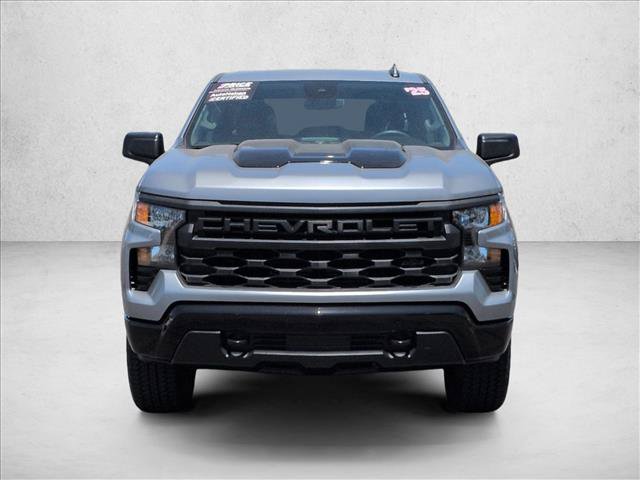 Used 2025 Chevrolet Silverado 1500 Custom Trail Boss w/ Turbomax Blackout Package AWD/4WD video 3