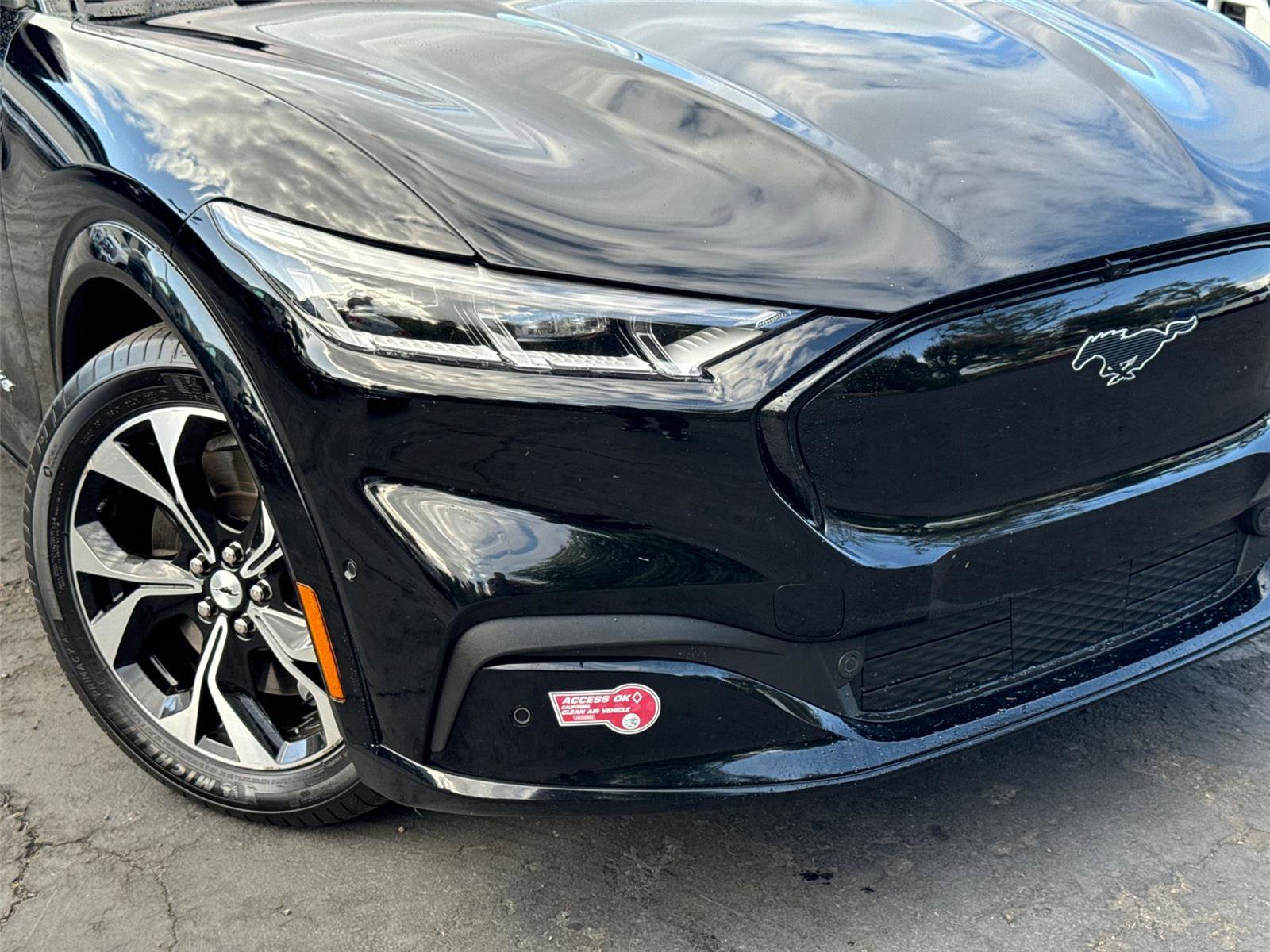 Used 2023 Ford Mustang Mach-E Premium RWD image 3