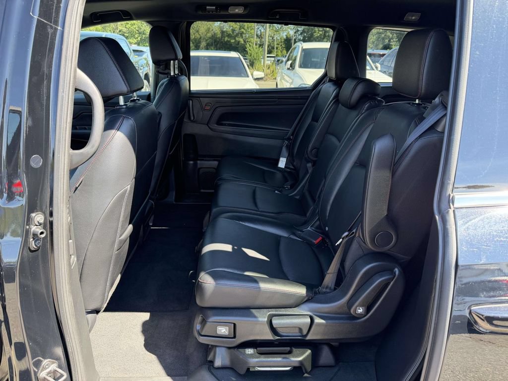 Used 2024 Honda Odyssey Sport image 18