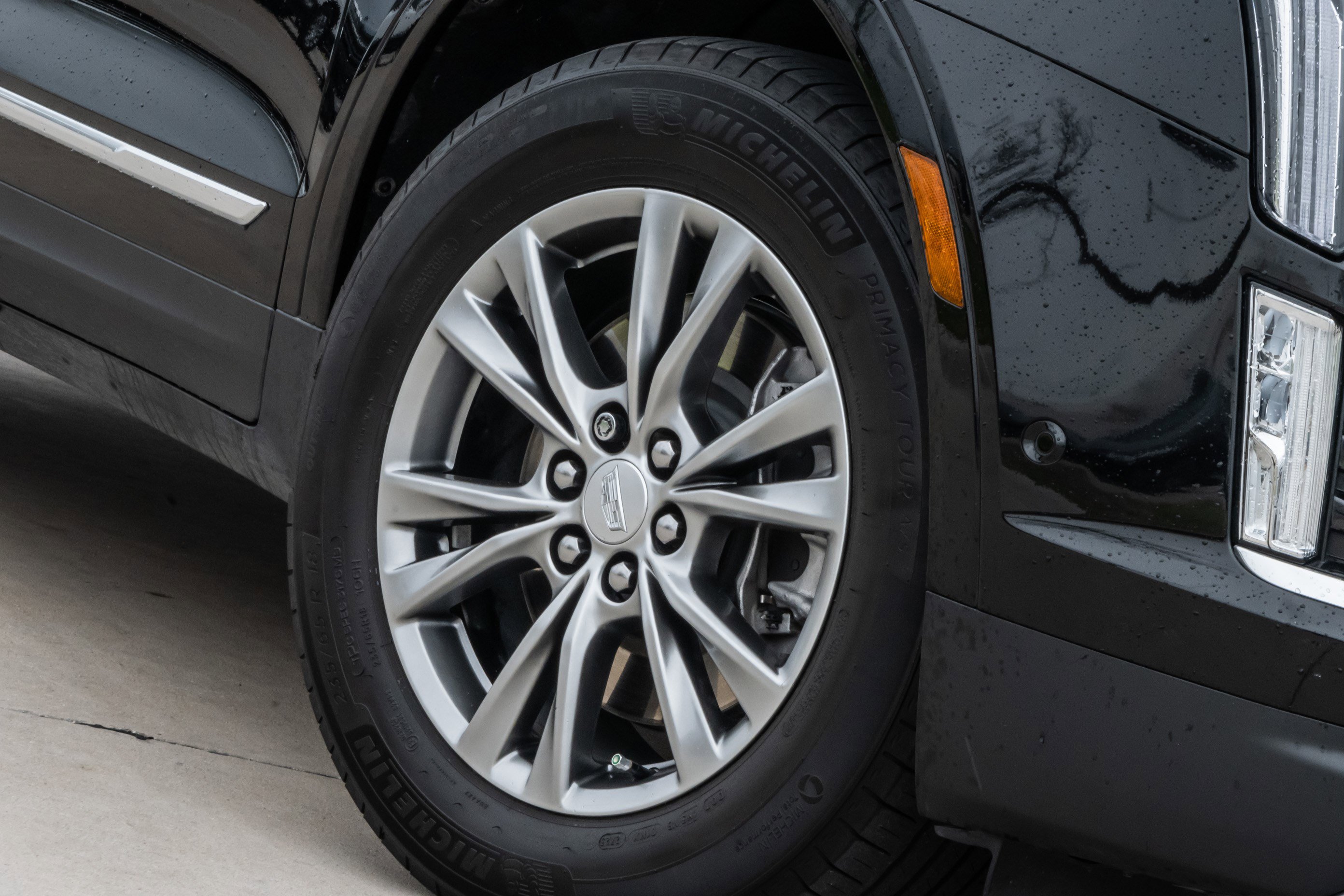 Used 2022 Cadillac XT5 Premium Luxury w/ Technology Package FWD image 9