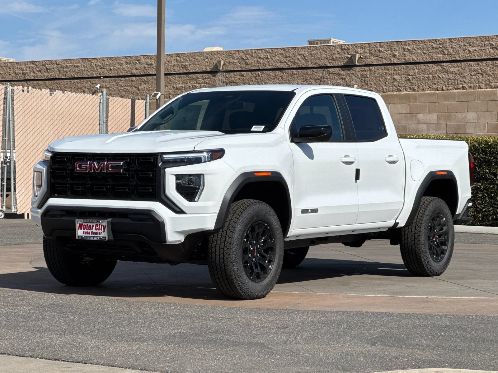 New 2026 GMC Canyon Elevation w/ Technology Package RWD image 8