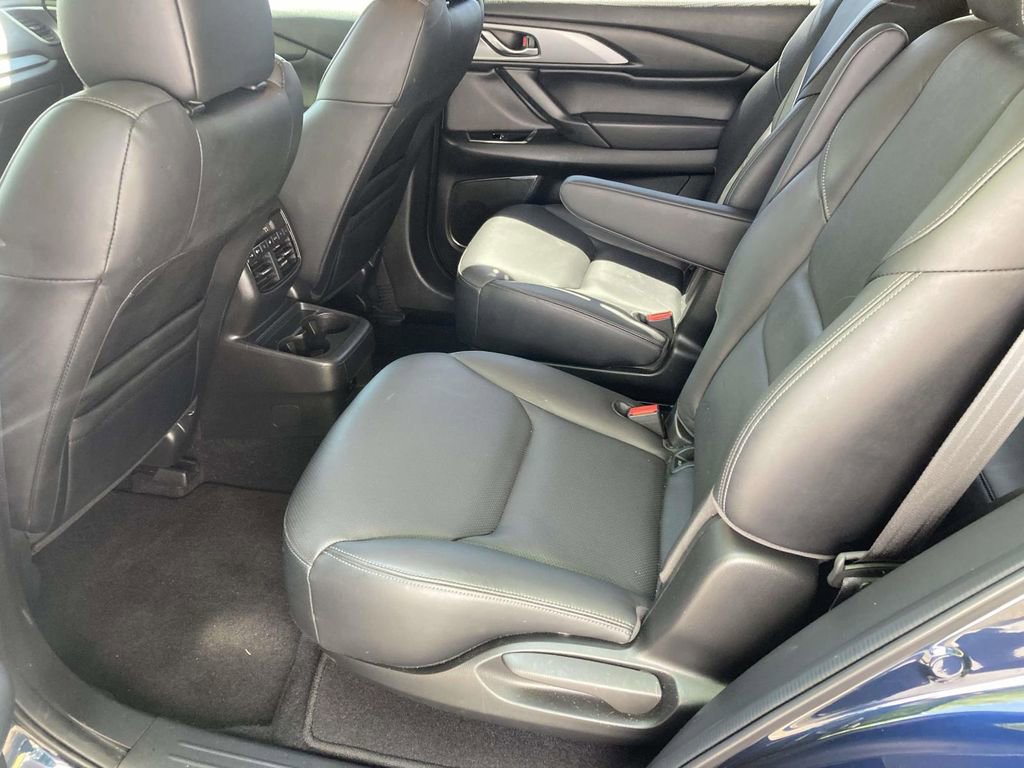 Used 2021 MAZDA CX-9 Touring w/ Touring Premium Package FWD image 9