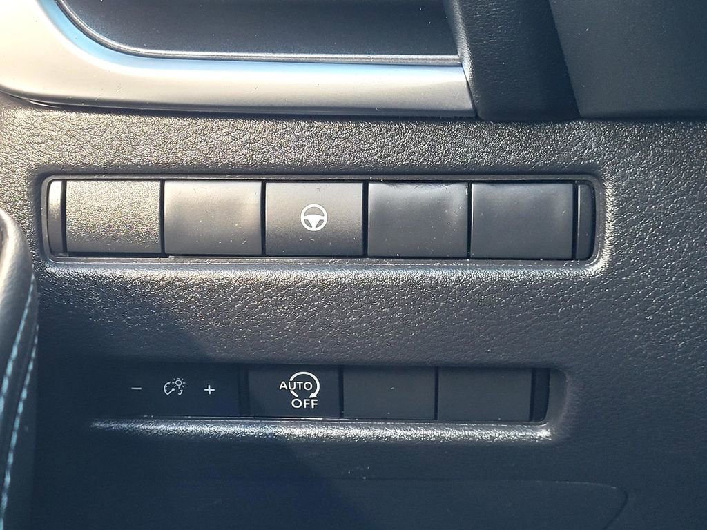 Used 2023 Nissan Rogue SV image 27