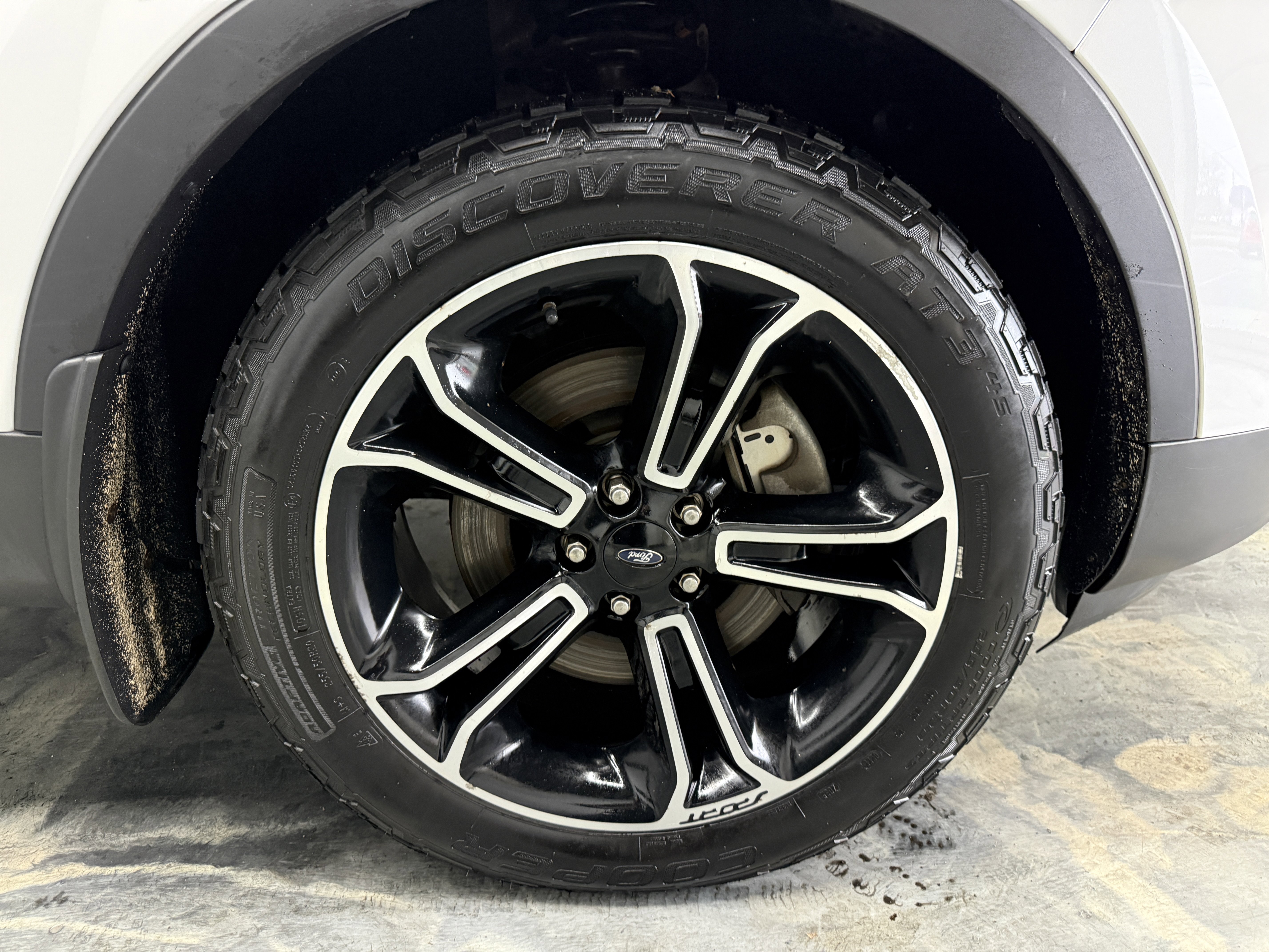 Used 2014 Ford Explorer Sport image 33