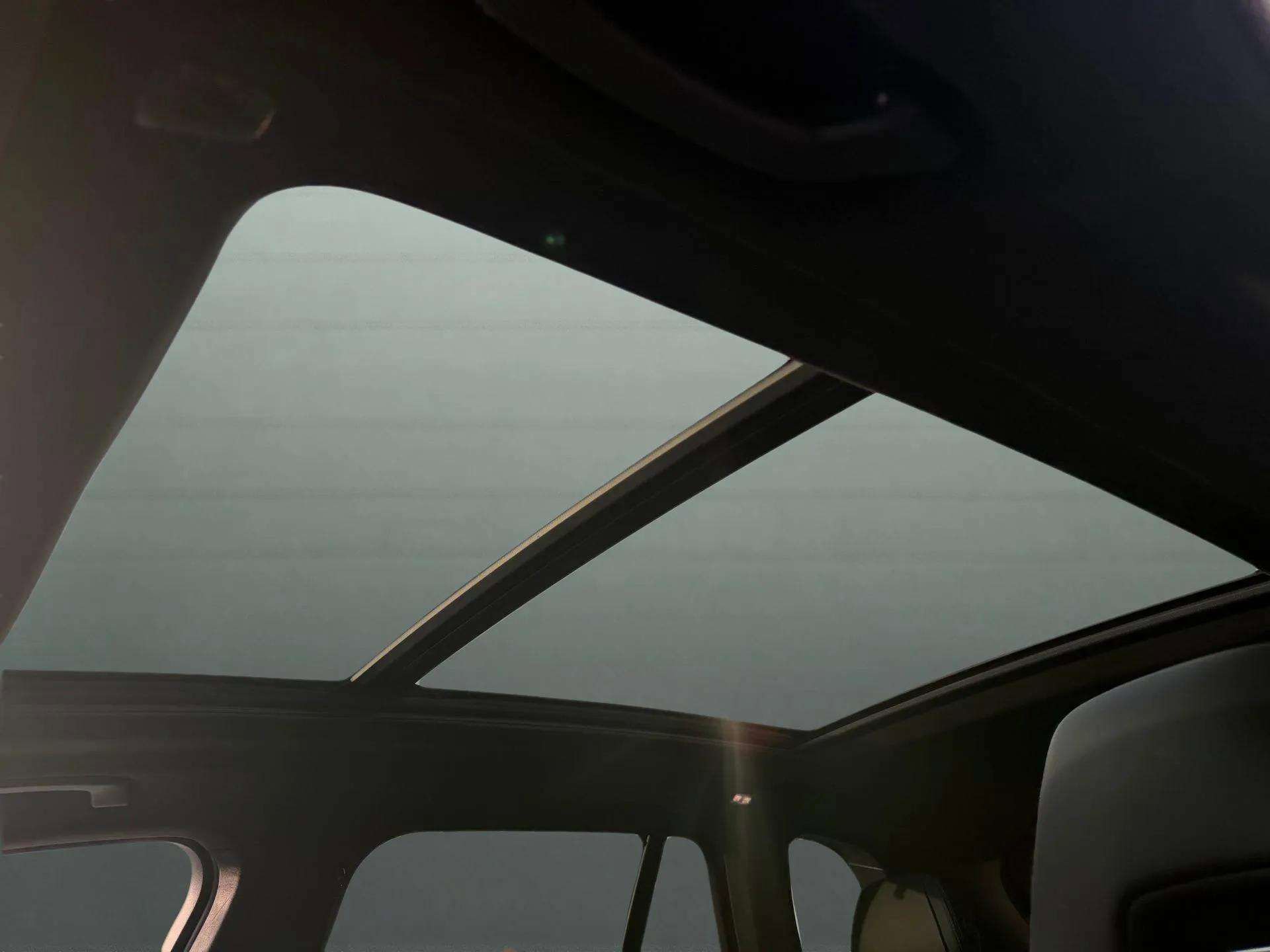 Used 2022 BMW X5 M w/ Executive Package image 29