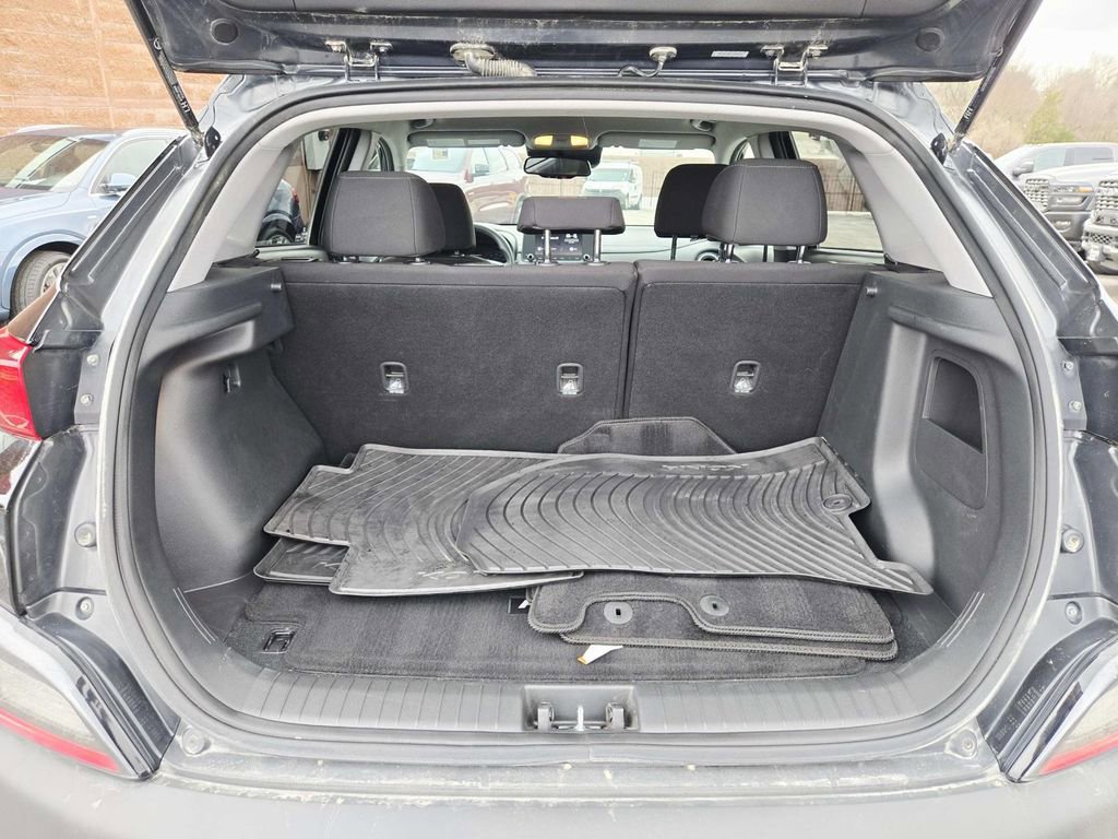 Used 2023 Hyundai Kona SEL image 13