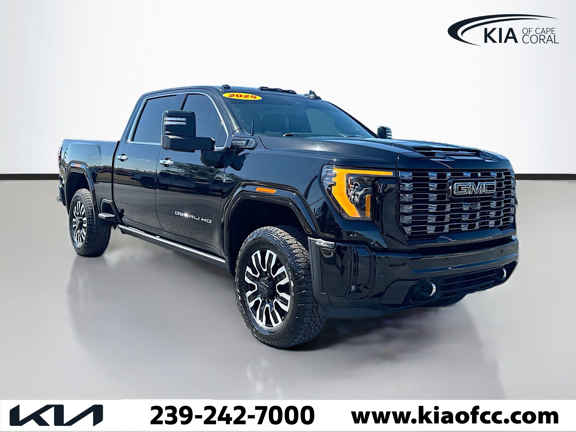 Used 2025 GMC Sierra 3500 Denali Ultimate image 7