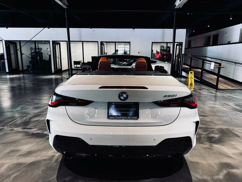 Used 2023 BMW 430i Convertible w/ M Sport Package RWD image 8