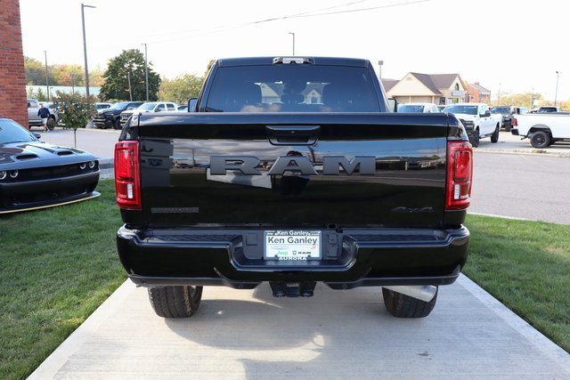 Used 2025 RAM 2500 Big Horn image 38