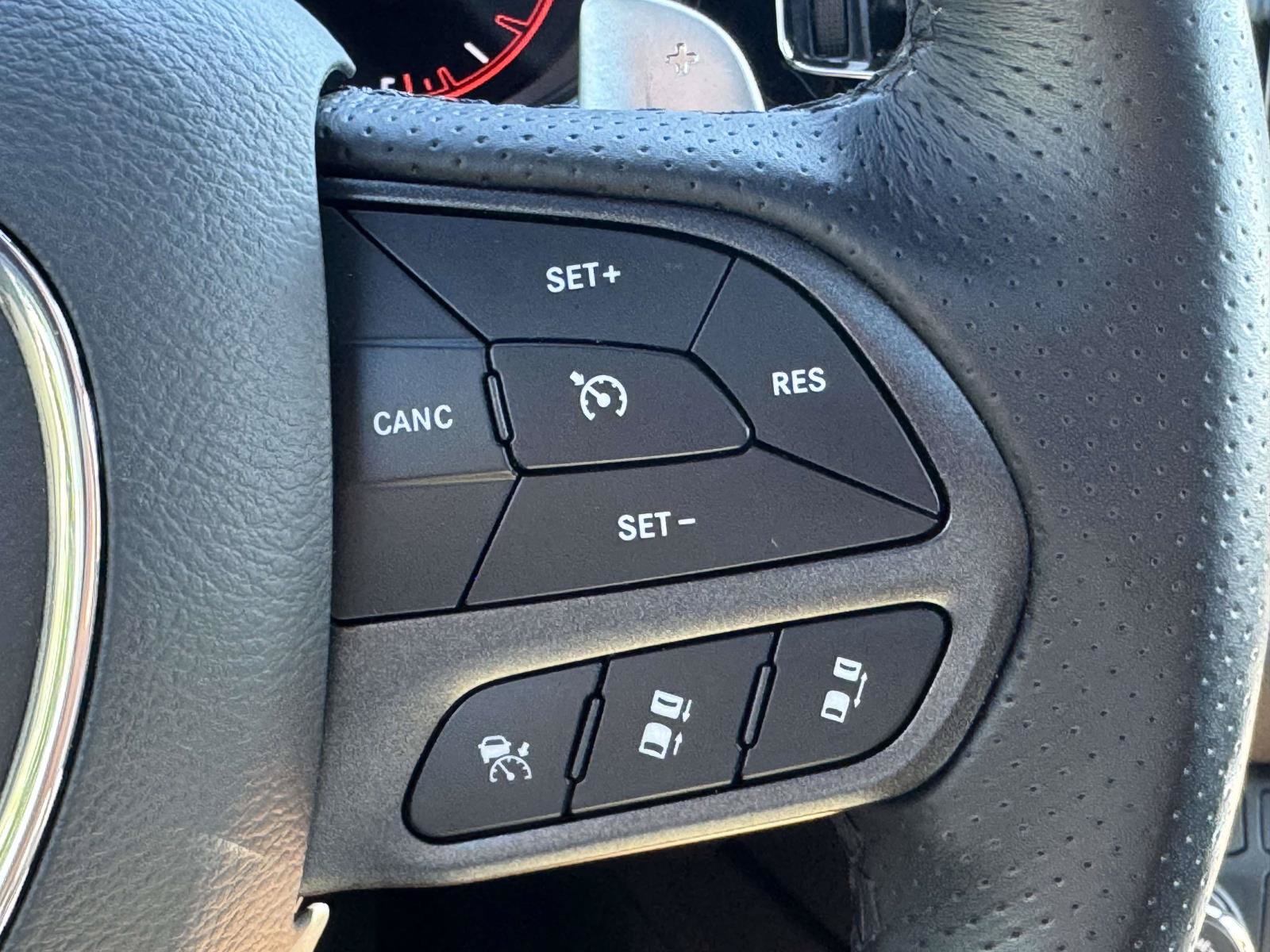 Used 2023 Dodge Durango GT AWD/4WD image 31