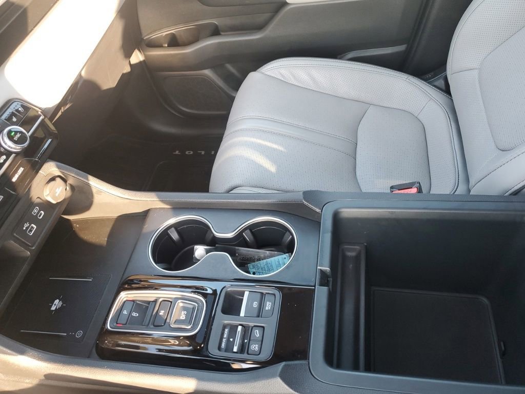 Used 2023 Honda Pilot Elite image 24