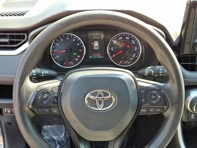 Used 2021 Toyota RAV4 XLE image 23