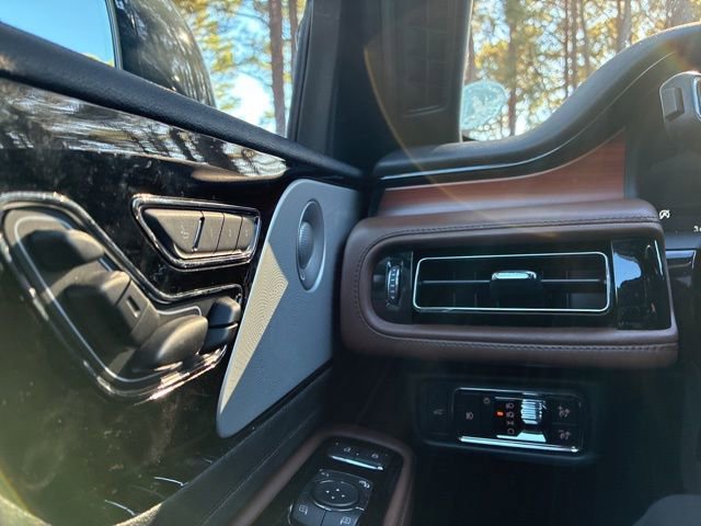 Certified 2022 Lincoln Aviator Reserve w/ Equipment Group 201A image 27