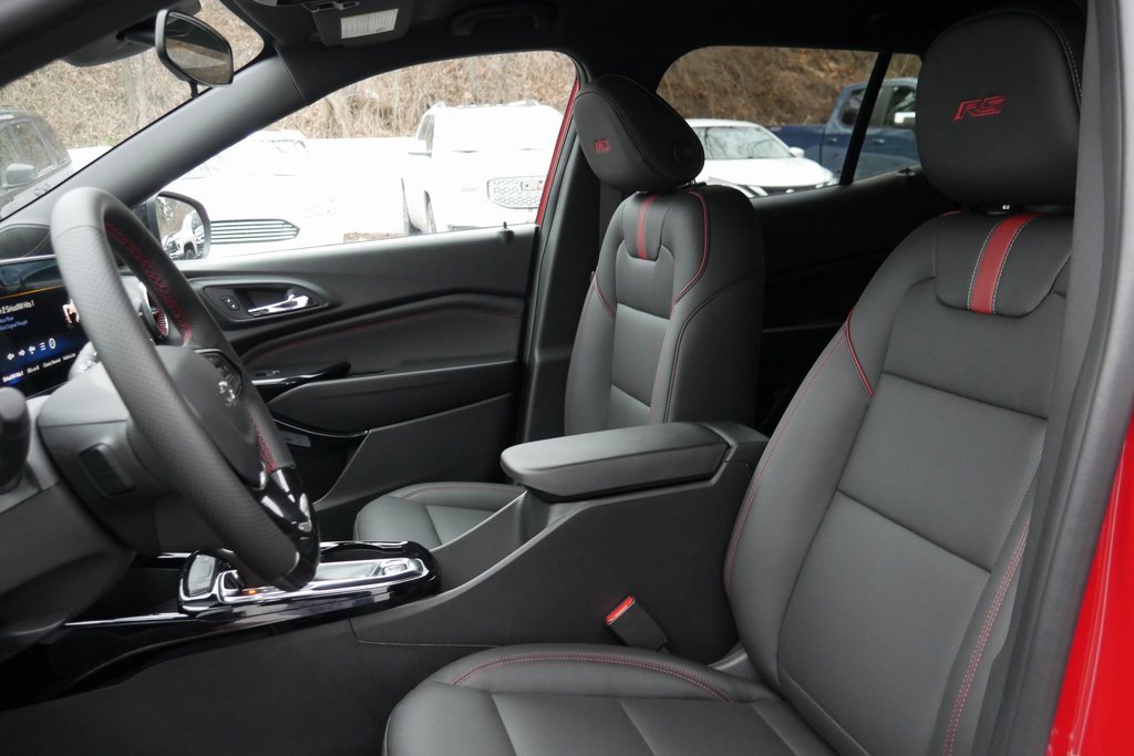 New 2026 Chevrolet Trax RS image 9