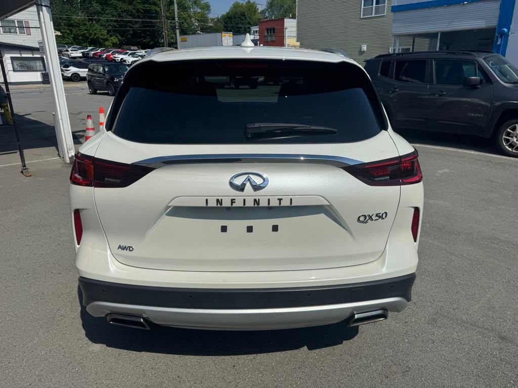 Used 2022 INFINITI QX50 Luxe image 4