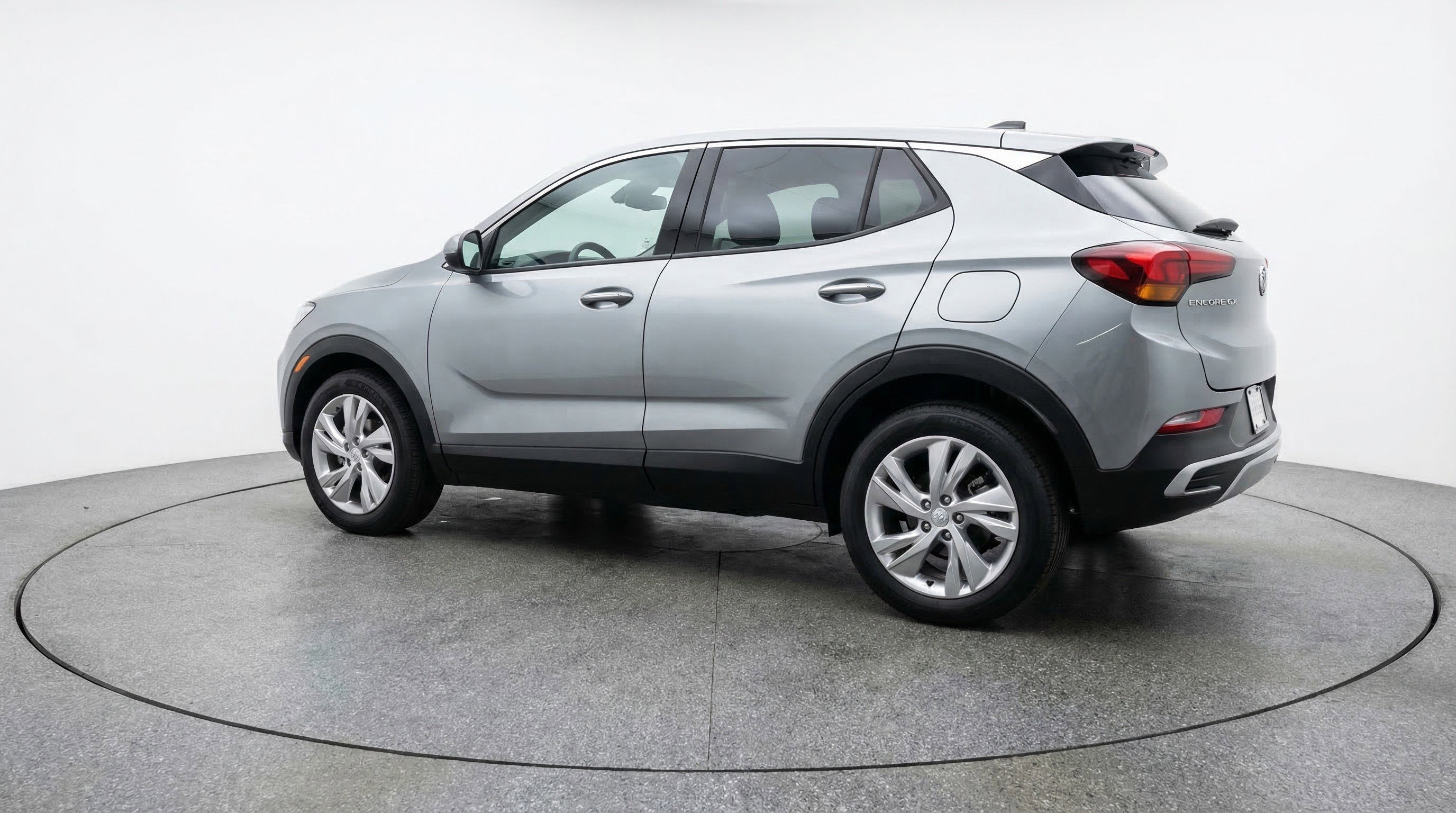 Used 2025 Buick Encore GX Preferred AWD/4WD image 6