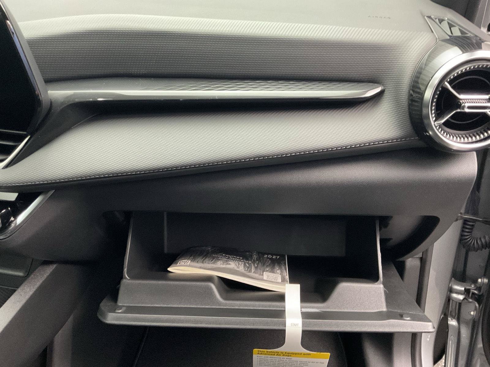 New 2027 Chevrolet Equinox LT FWD image 25