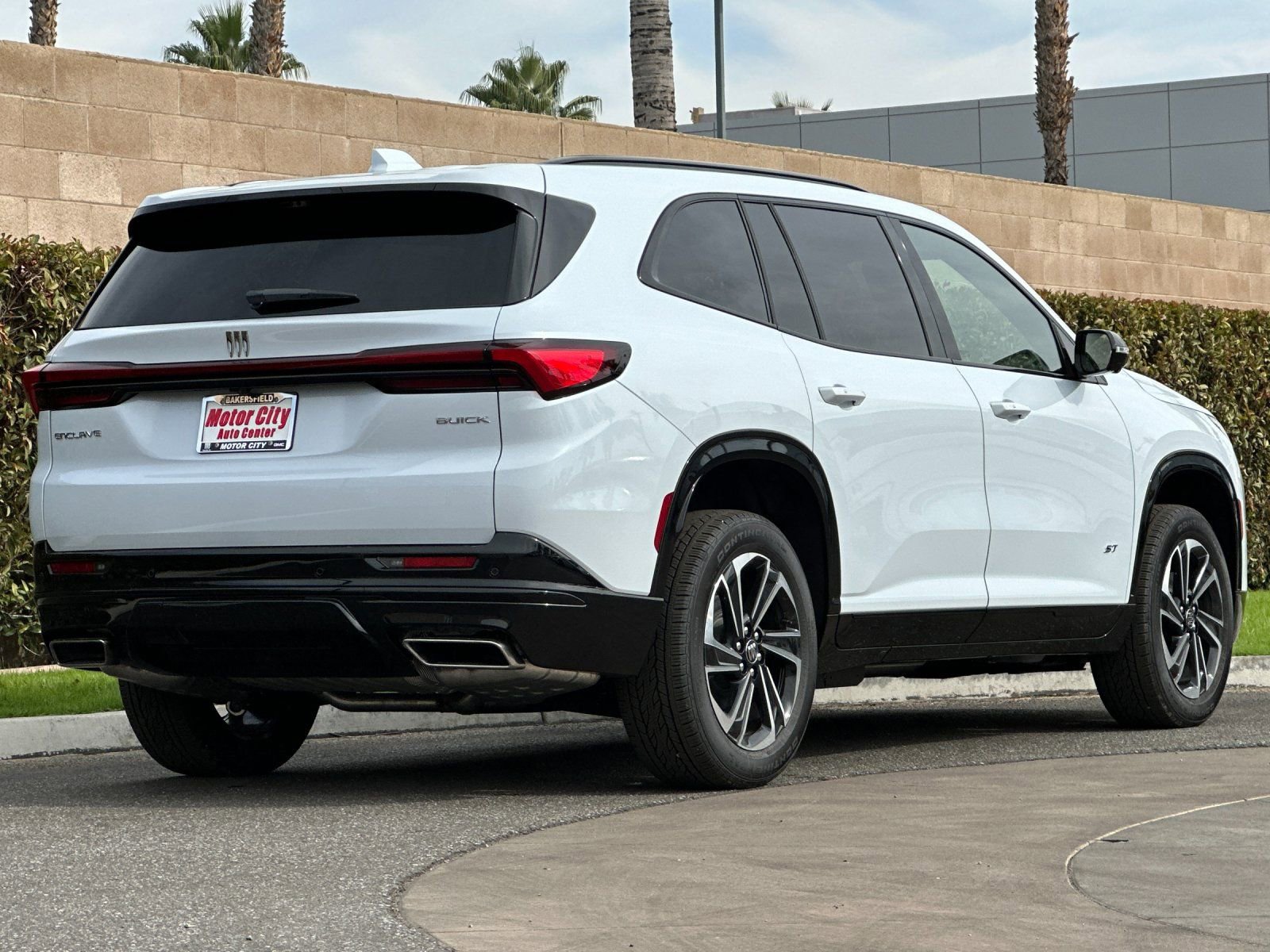 New 2026 Buick Enclave Sport Touring w/ Power Package FWD video 4