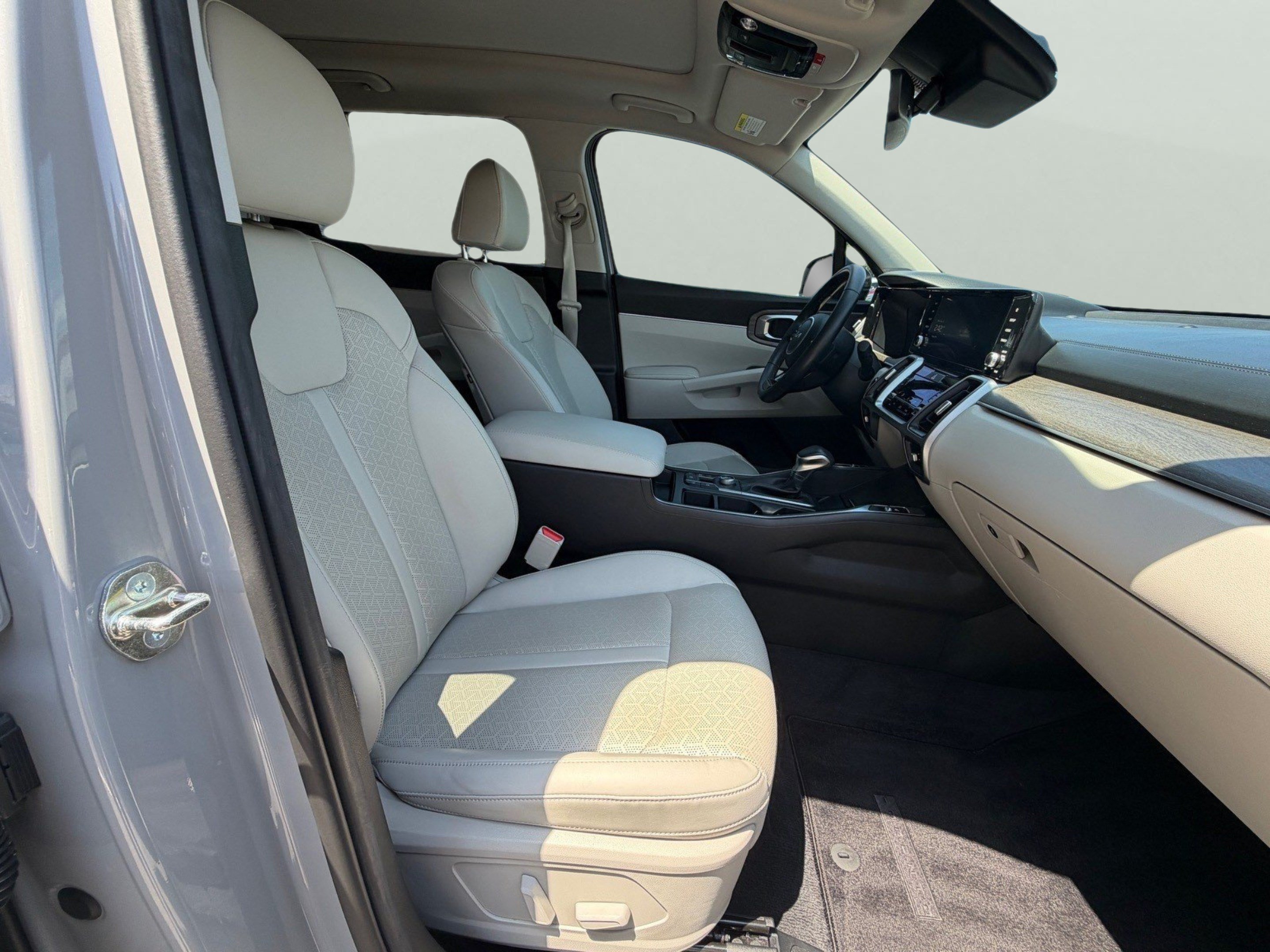 Certified 2023 Kia Sorento X-Line EX AWD/4WD image 14