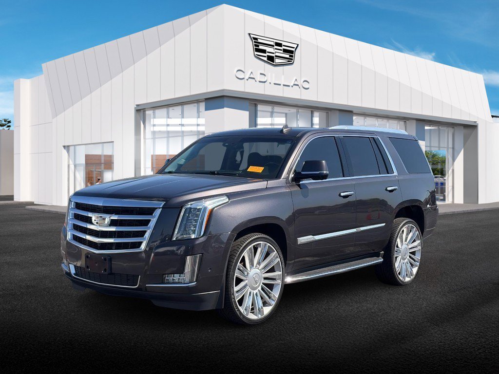 Used 2017 Cadillac Escalade Luxury AWD/4WD image 1