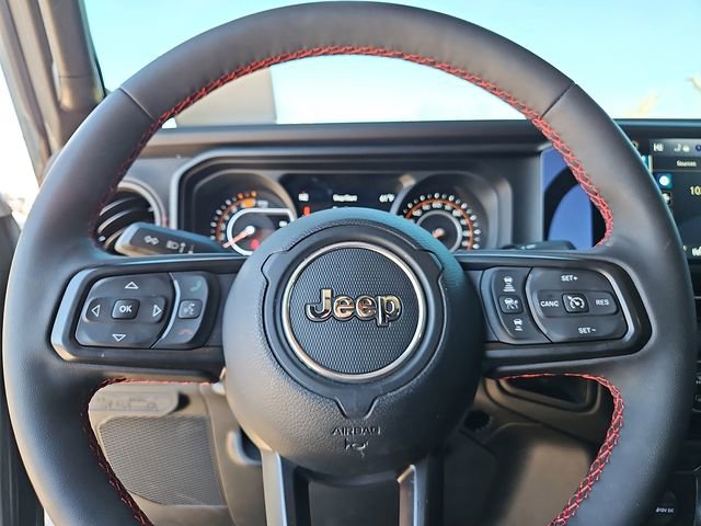Used 2024 Jeep Wrangler Unlimited Rubicon image 18