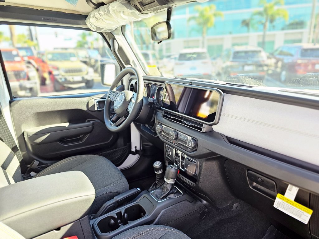 New 2026 Jeep Wrangler Unlimited Sport AWD/4WD image 27