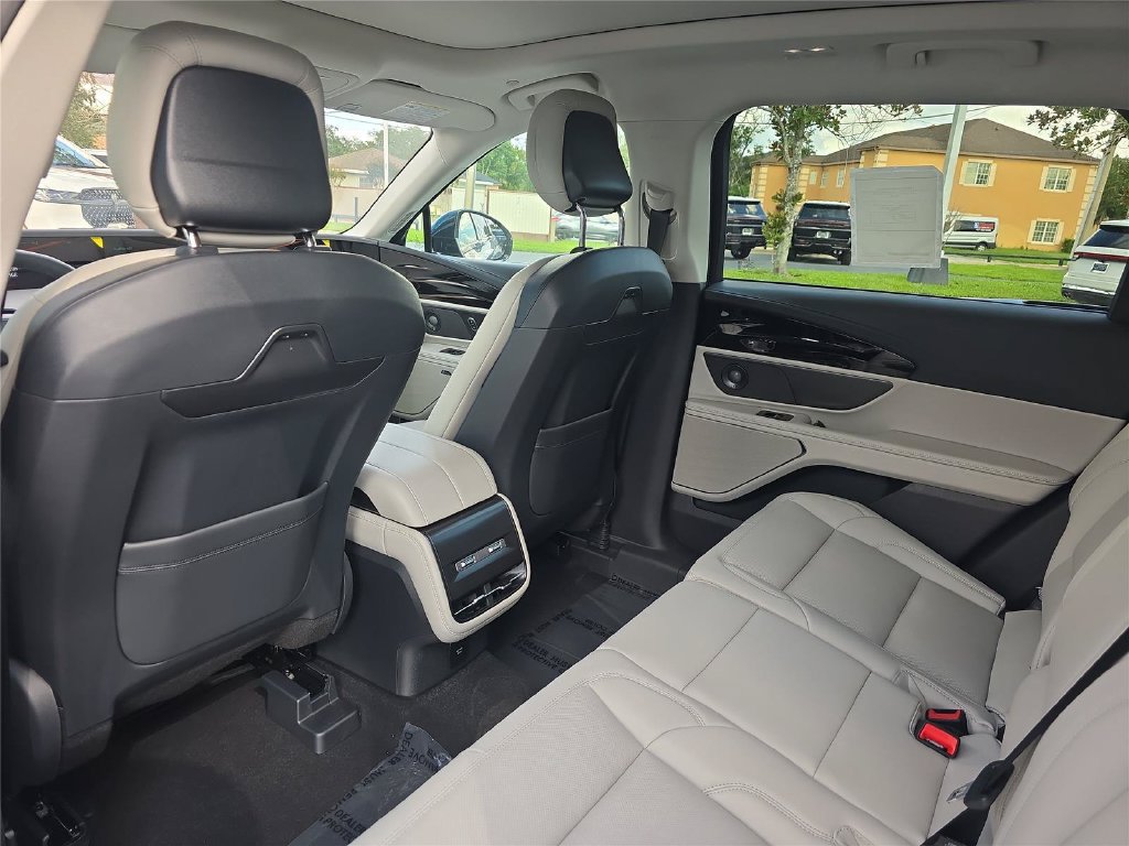 New 2026 Lincoln Nautilus Premier w/ Equipment Group 102A AWD/4WD image 10