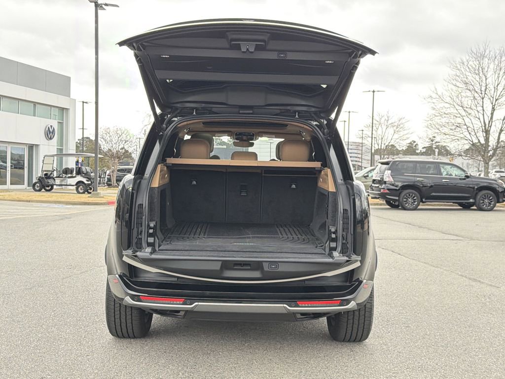 Used 2023 Land Rover Range Rover SE image 10