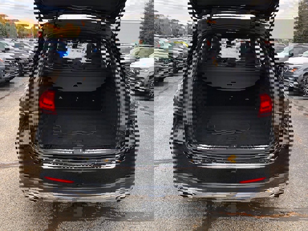 Certified 2022 Mercedes-Benz GLE 350 4MATIC w/ AMG Line Exterior image 37