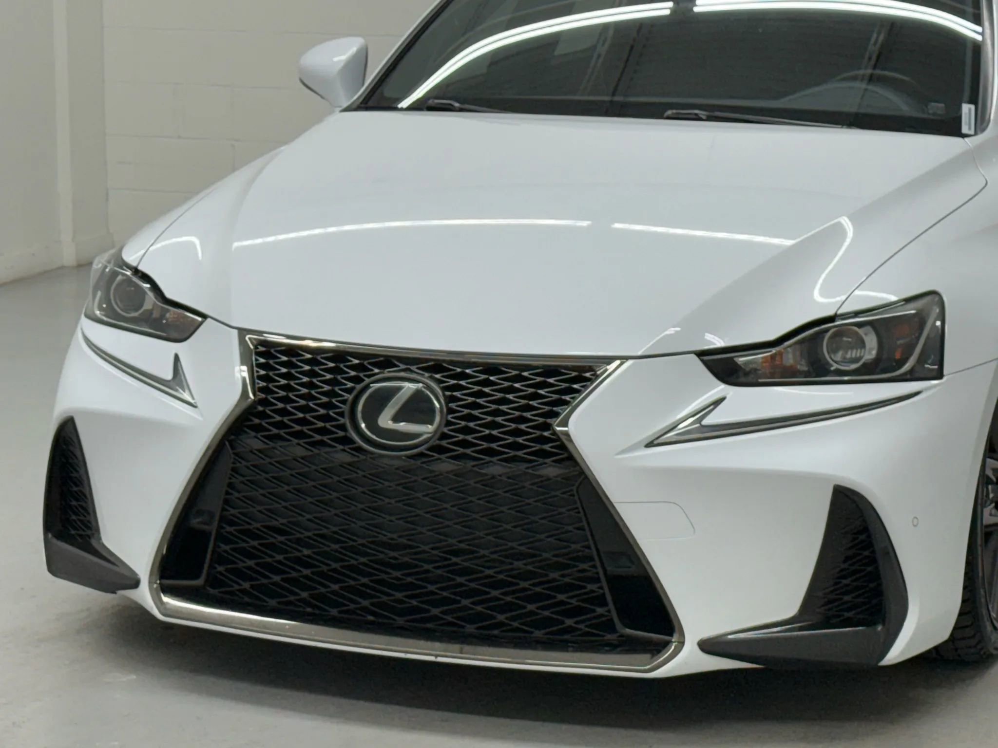 Used 2019 Lexus IS 300 F Sport w/ F Sport Package image 36