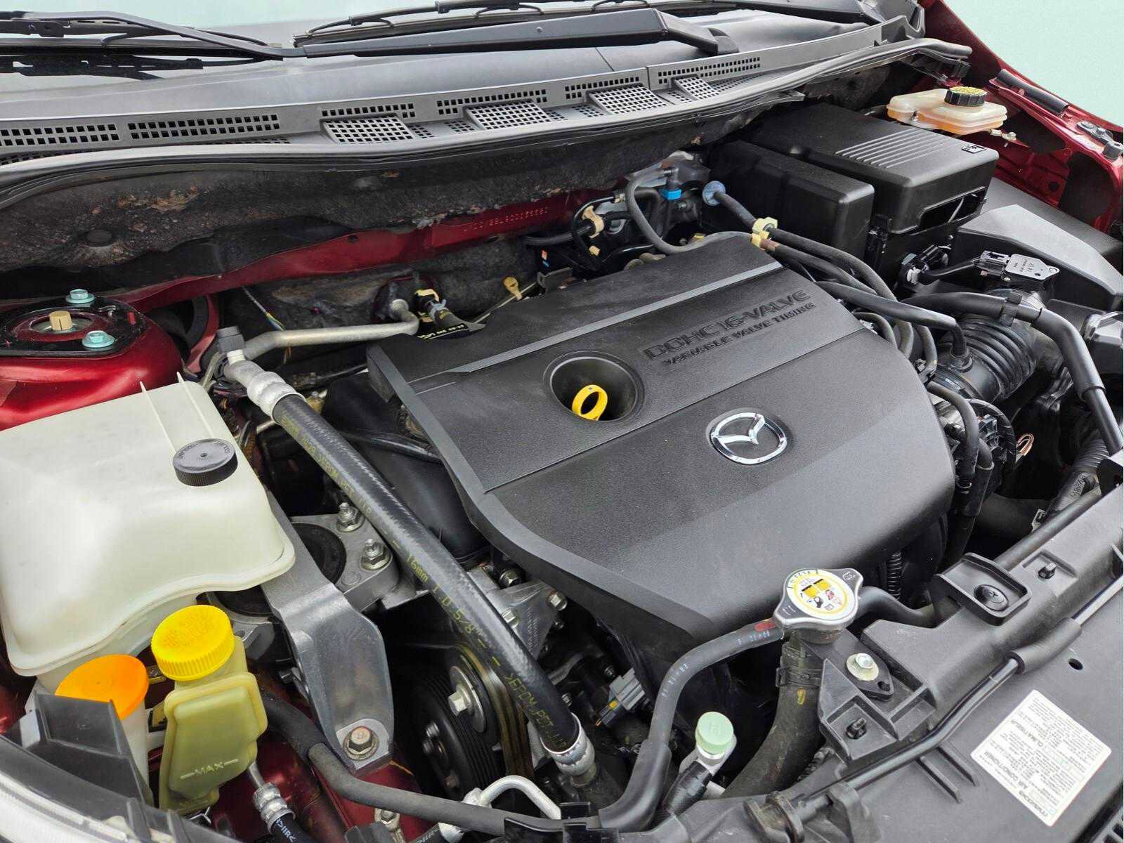 Used 2012 MAZDA MAZDA5 Sport FWD image 19