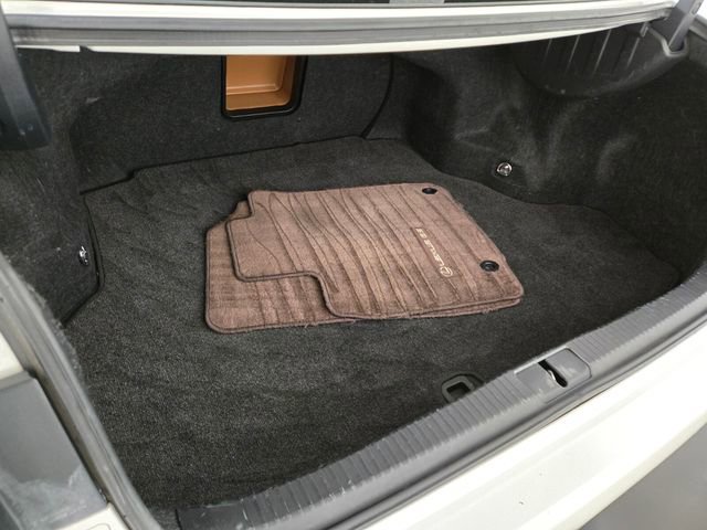 Used 2018 Lexus ES 350 w/ Luxury Package w/Wood Trim image 20