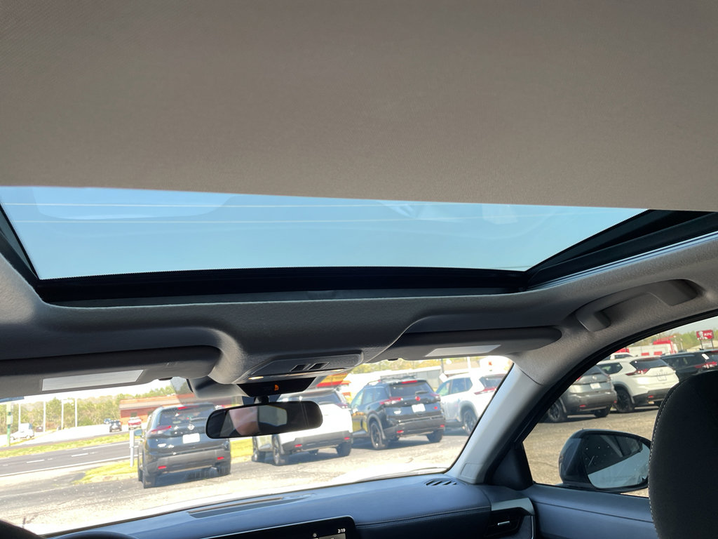 Certified 2025 Nissan Kicks SV w/ SV Premium Package image 11