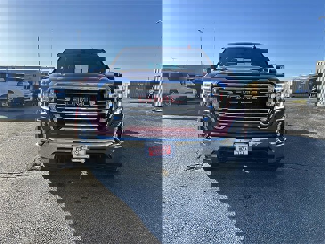 Used 2022 GMC Sierra 1500 SLT w/ SLT Premium Plus Package image 9