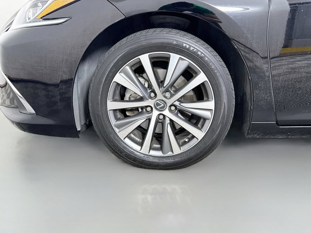 Certified 2020 Lexus ES 350 F Sport w/ Accessory Package 2 FWD image 32
