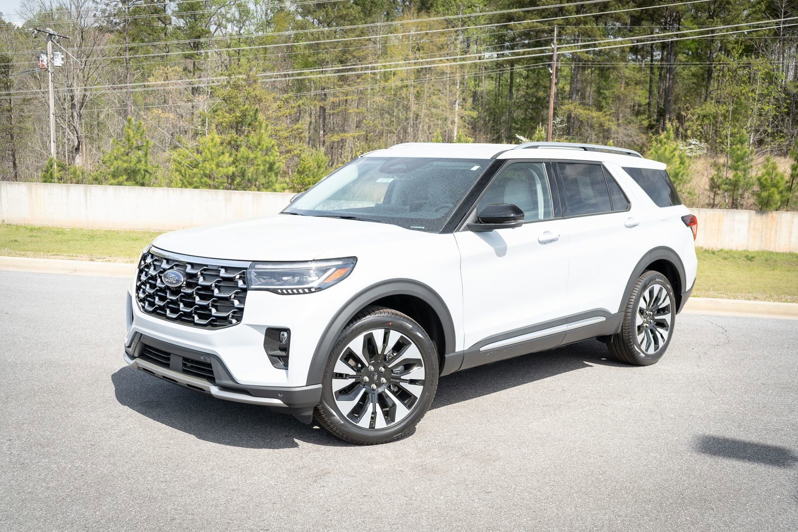 New 2026 Ford Explorer Platinum AWD/4WD image 4