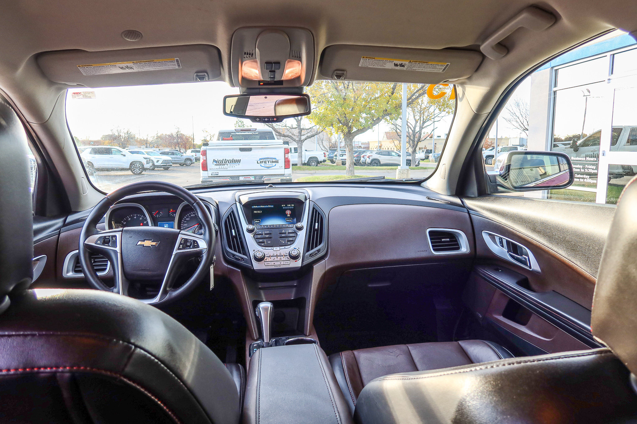 Used 2015 Chevrolet Equinox LT w/ Chrome Appearance Package AWD/4WD image 9