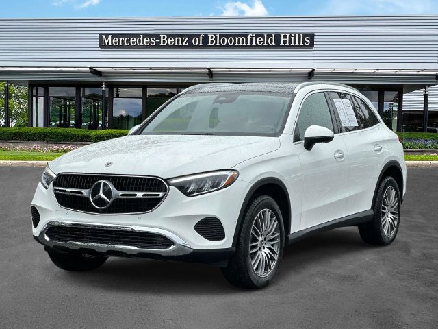 Certified 2026 Mercedes-Benz GLC 300 4MATIC image 1
